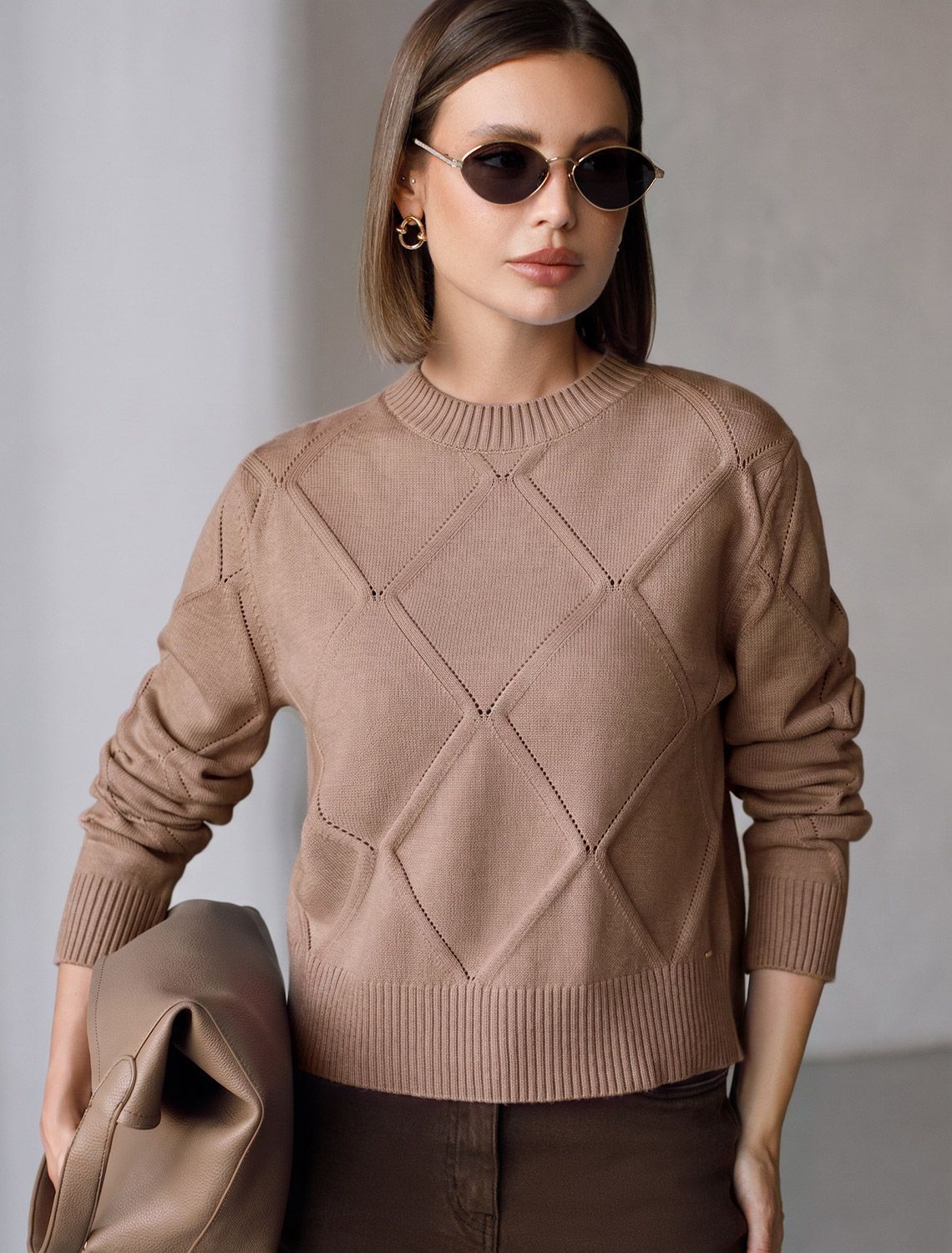 Джемпер из мягкой вискозной пряжи с ангорой