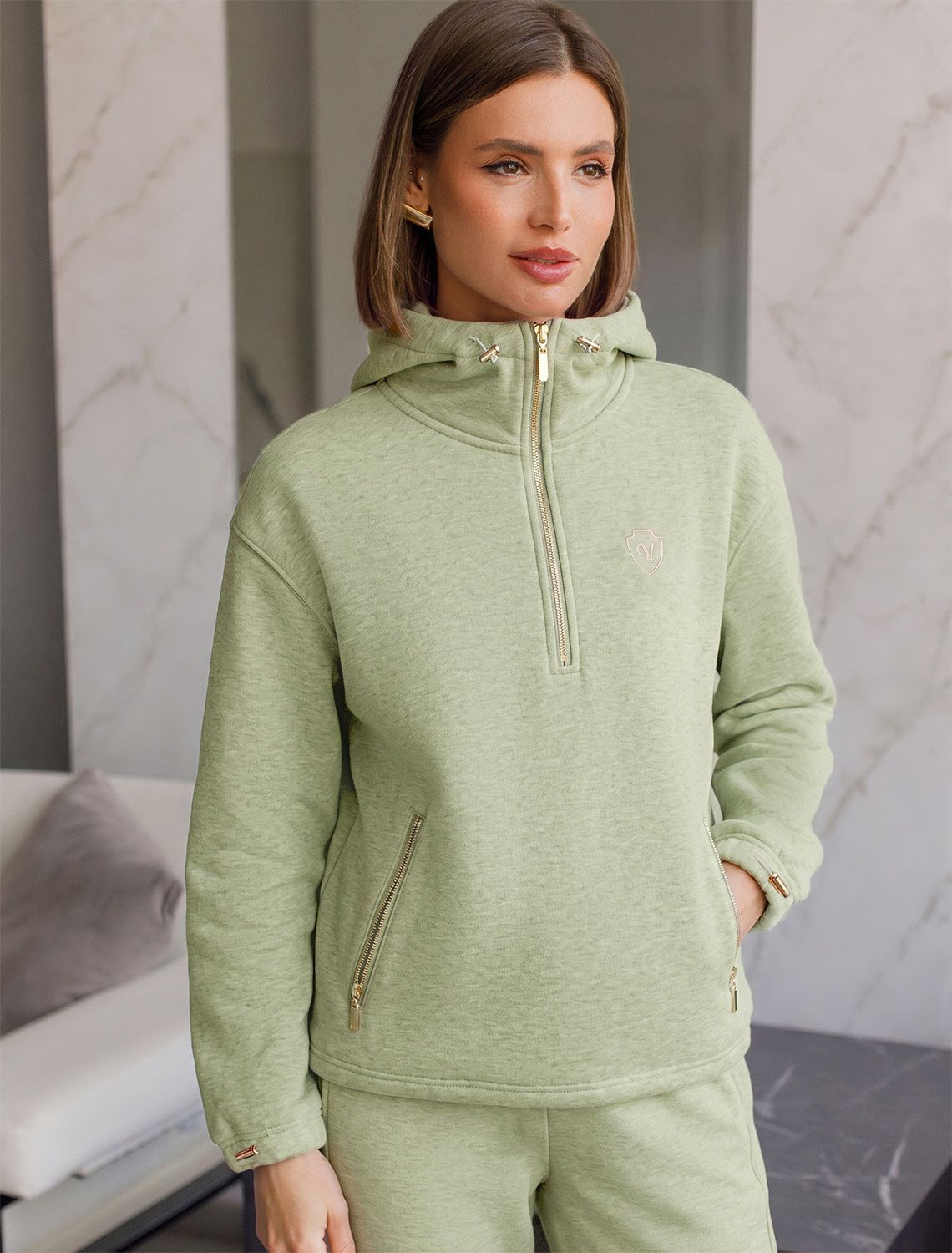 Толстовка халф-зип (half-zip) с капюшоном из премиального футера трехнитки с начесом
